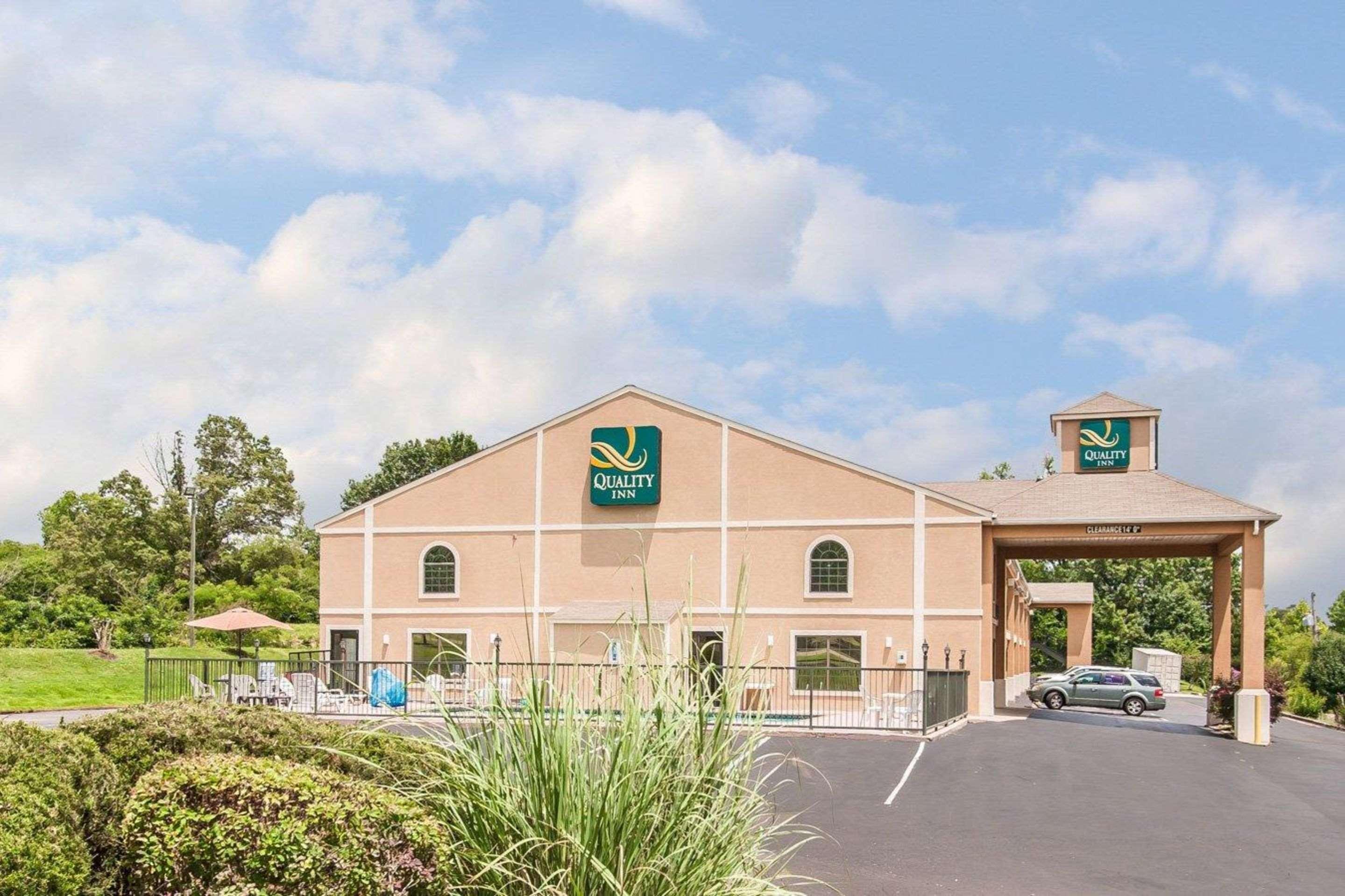 Quality Inn Savannah South Exterior photo